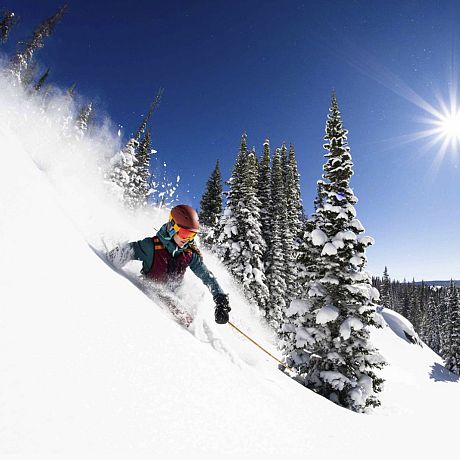 5 Reasons to Book Your Winter Ski Vacation Early